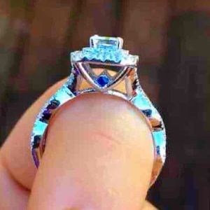 Sterling silver blue sapphire ring